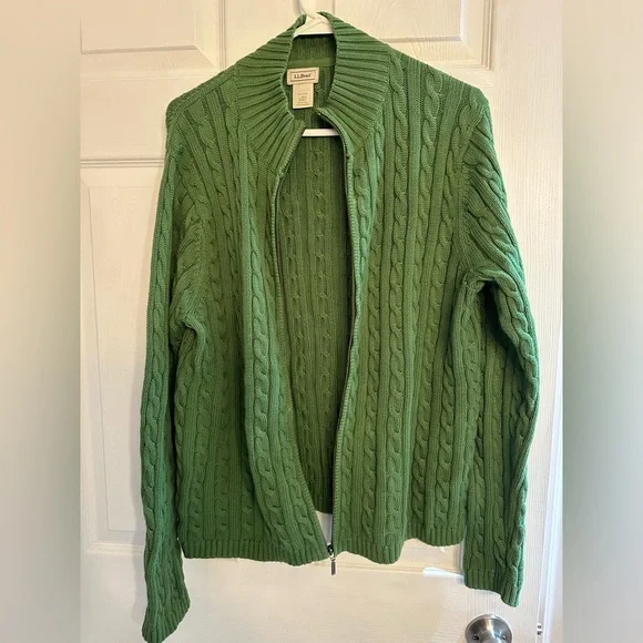 L.L. Bean Men's Green Cable Knit Sweater Ptp 20 - Picture 6 of 9